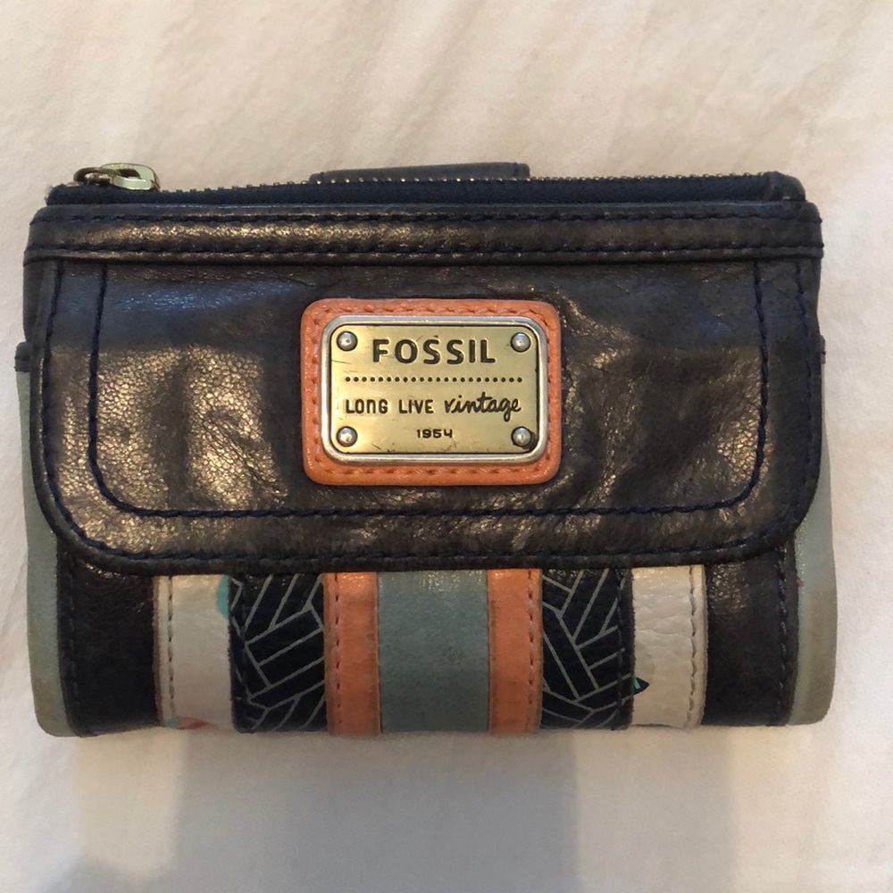 Women’s Fossil Leather Wallet